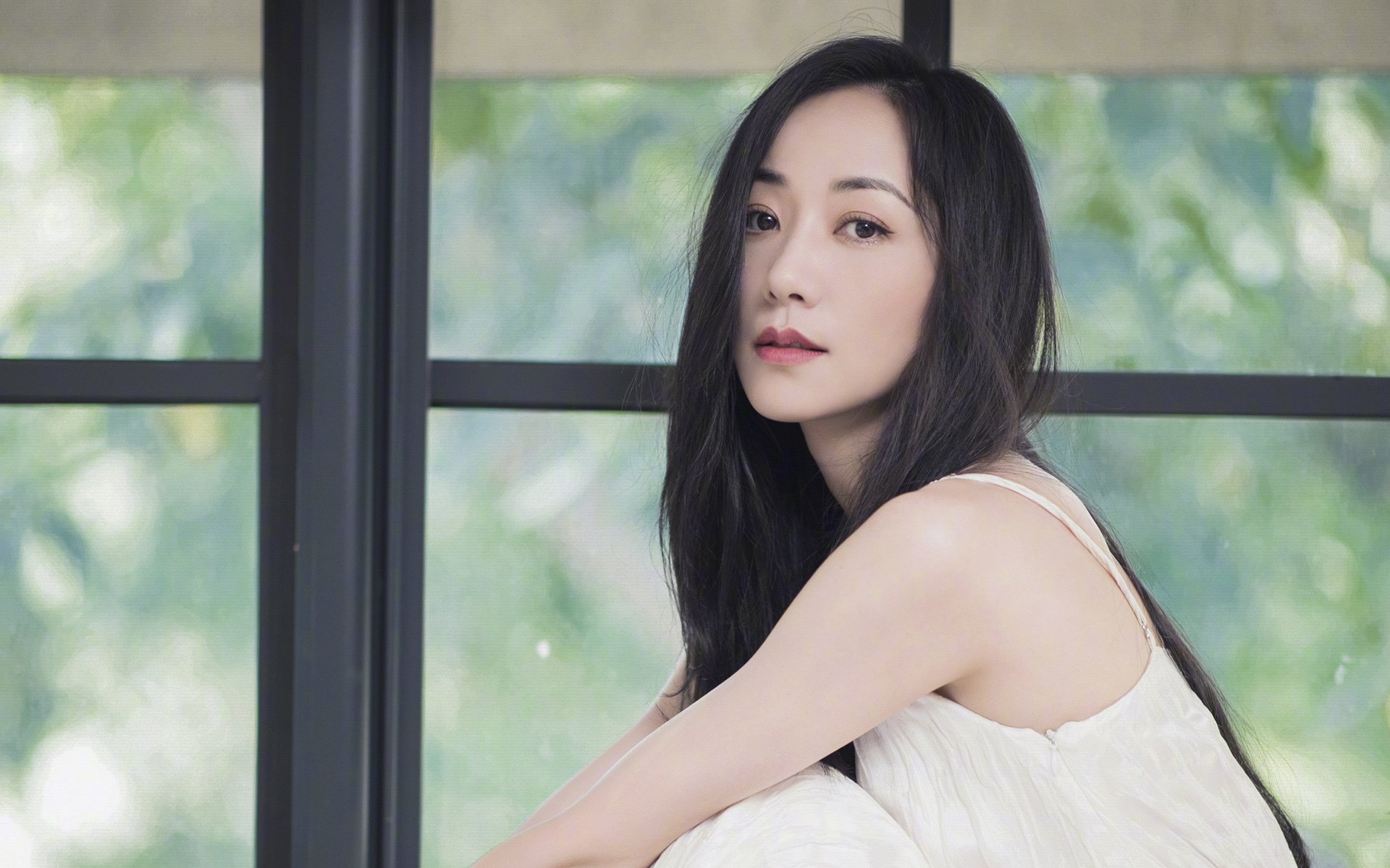 爱游戏娱乐网址-阿森纳在英联杯中晋级四强，热苏斯梅开二度，英超联赛阿森纳