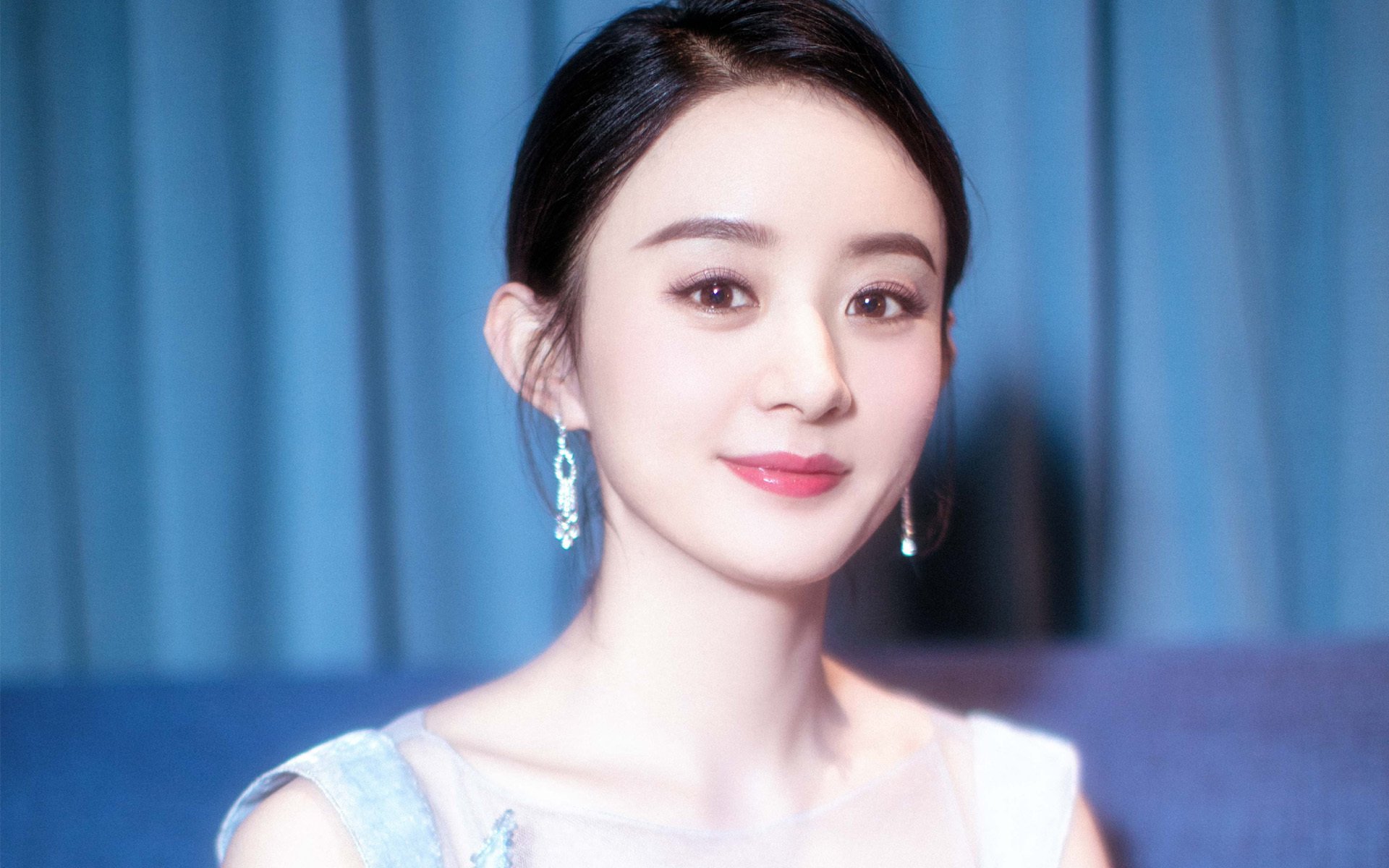 英超球员比赛中营养补给策略实时优化研究,英超球员饮食