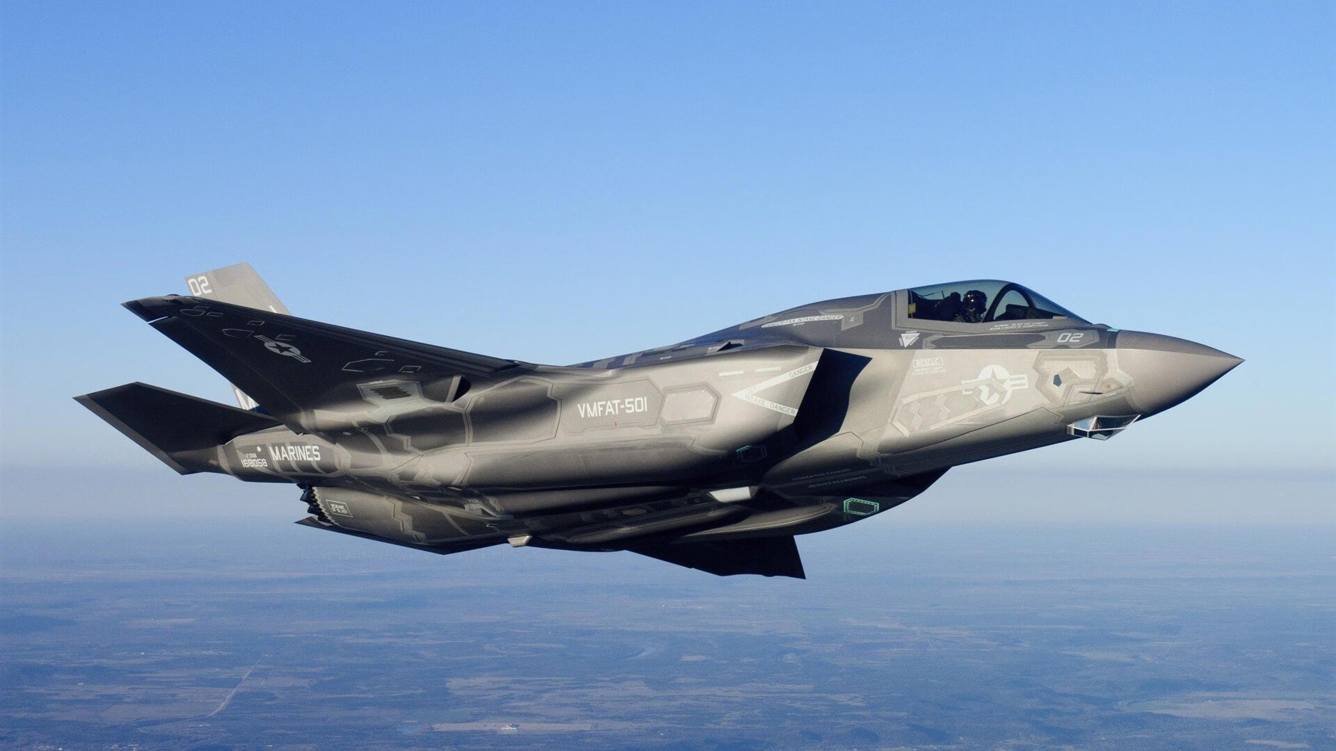 新赛季比赛用球升级改进触感与弹性,2021年比赛用球