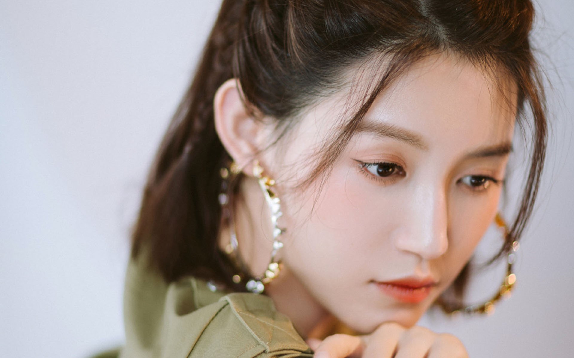 爱游戏电竞官网-掘金后场球员在体能测试中表现抢眼，掘金队后卫